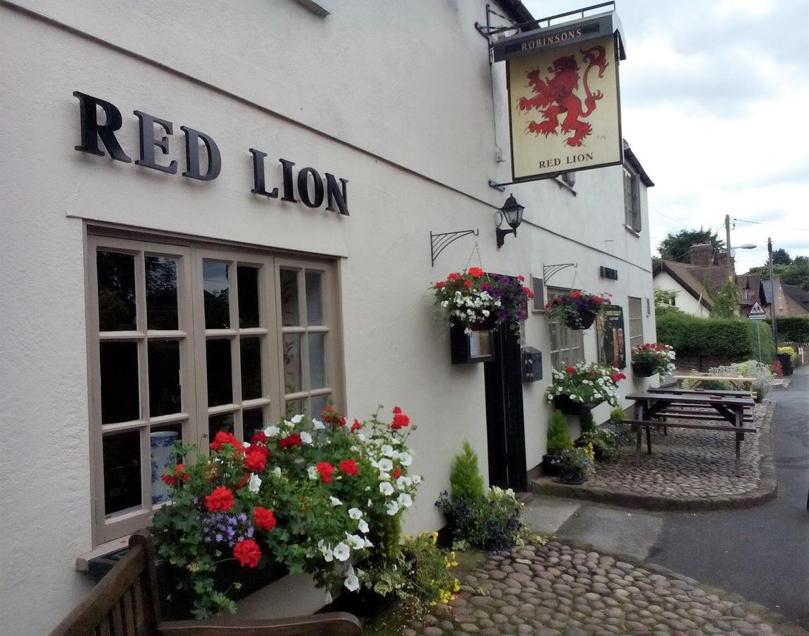 Red Lion Inn Little Budworth Екстериор снимка