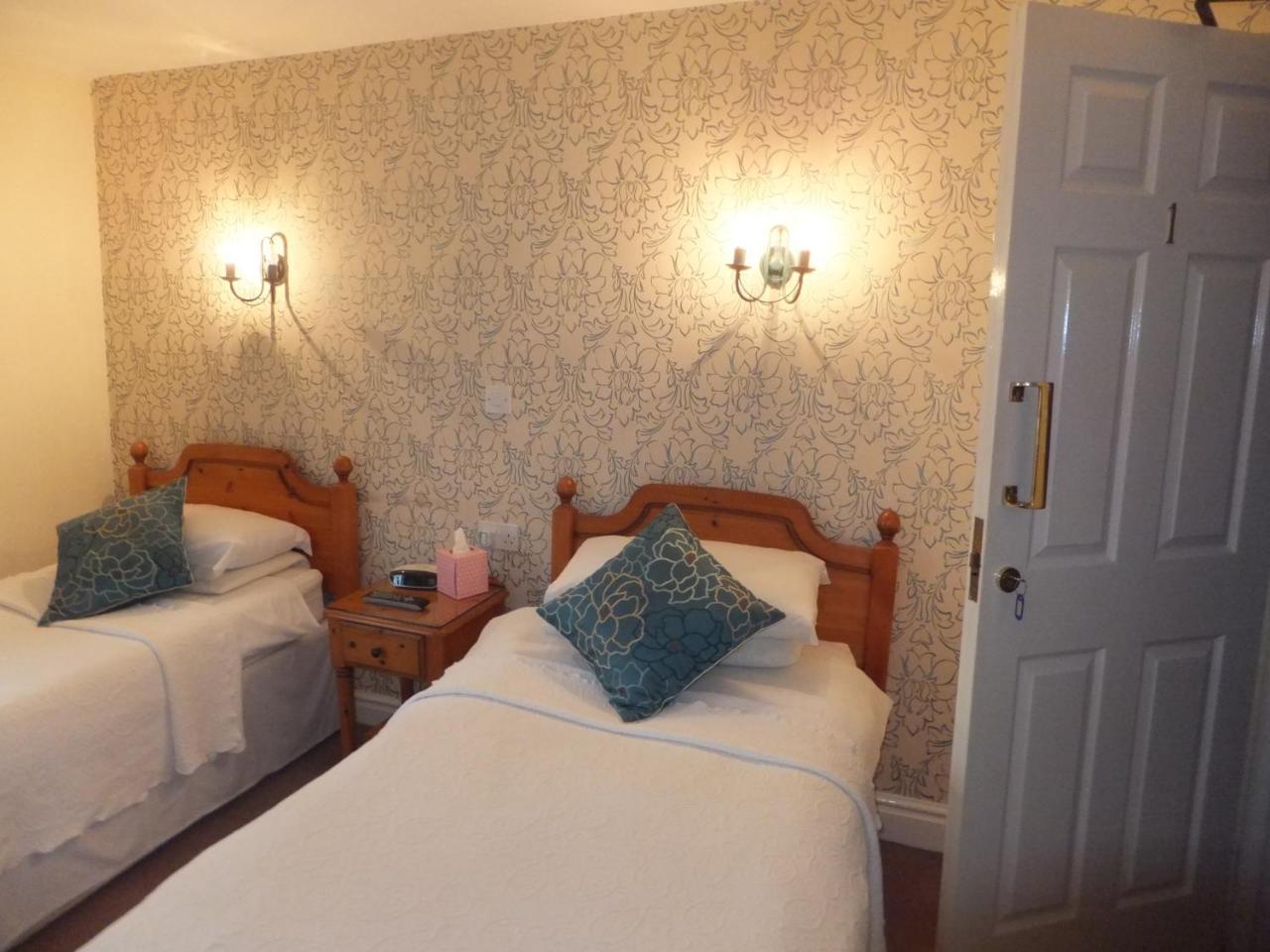 Red Lion Inn Little Budworth Екстериор снимка