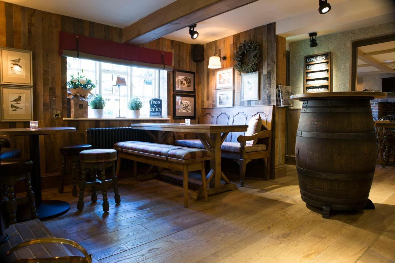 Red Lion Inn Little Budworth Екстериор снимка