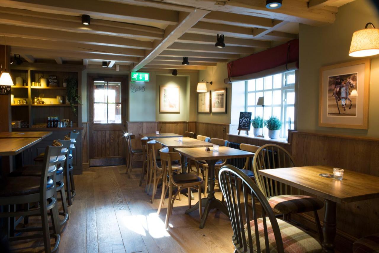 Red Lion Inn Little Budworth Екстериор снимка